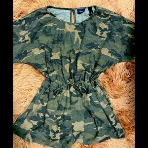 Buckles day trip romper